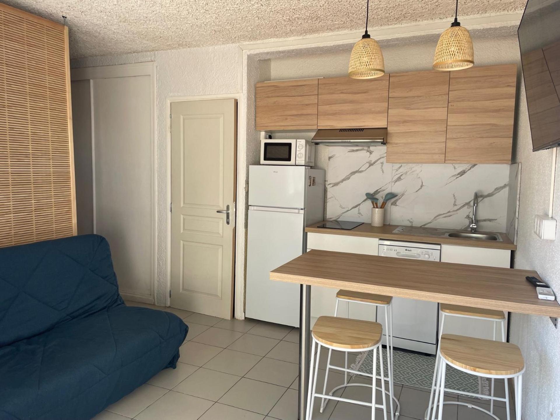 Studio Cosy A 300M De La Mer, Face Aux Festivals, Derriere La Night Life Le Barcarès Екстериор снимка
